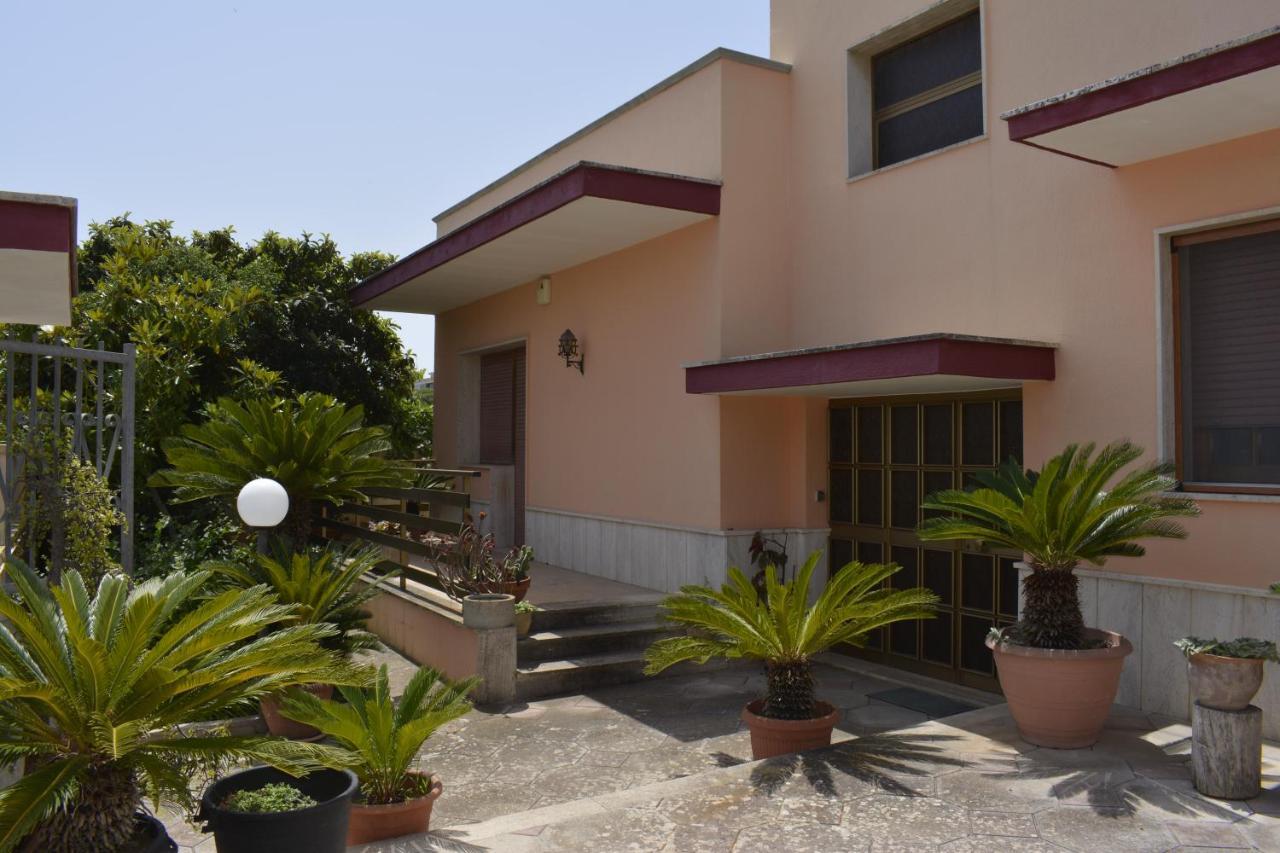 Casa Vacanza Pietro E Nina 莱切 外观 照片