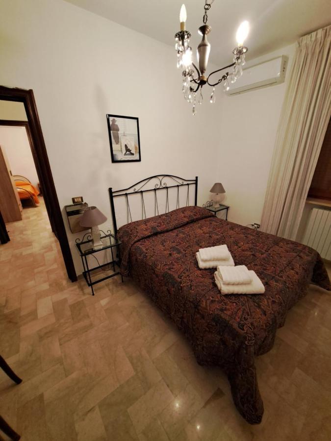 Casa Vacanza Pietro E Nina 莱切 外观 照片
